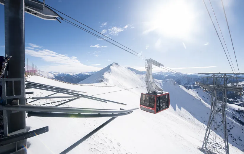 Ski lifts Pal Arinsal